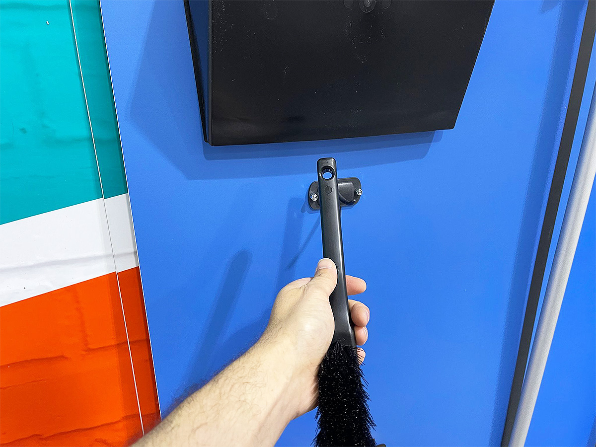 Multi-functional shadow board